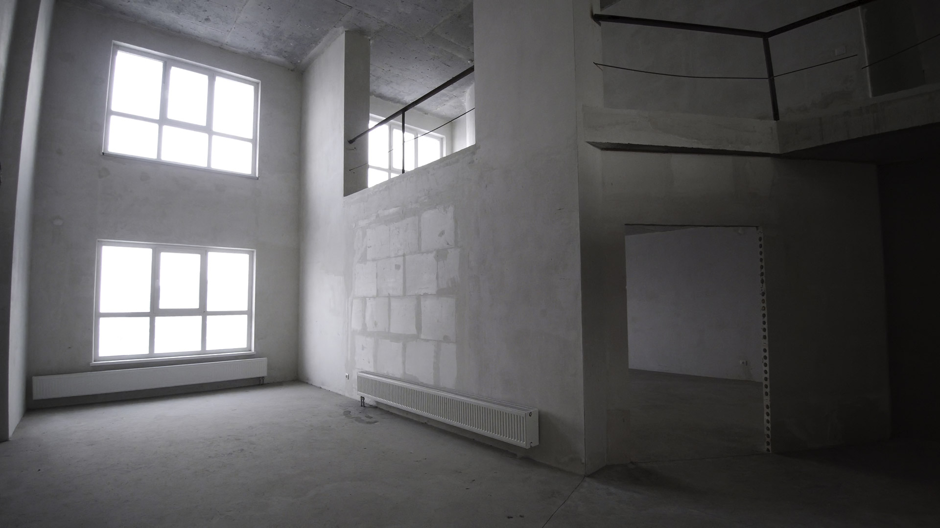 finishing-works-at-renovated-apartment-clip-plas-2022-12-13-06-42-29-utcWeb
